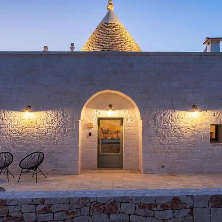 Trullo Jale - Boutique Apartments Остуни Екстериор снимка