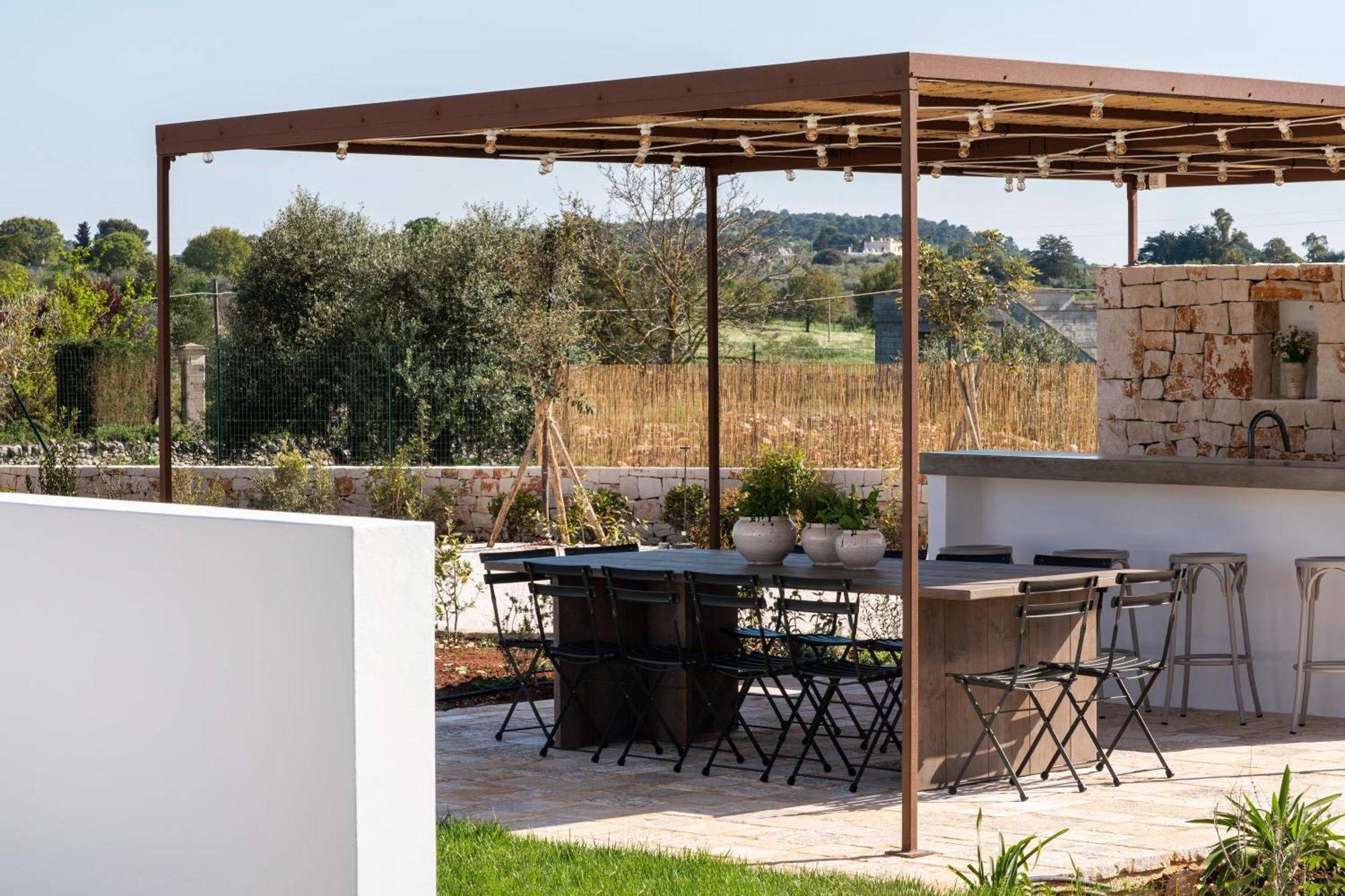 Trullo Jale - Boutique Apartments Остуни Екстериор снимка