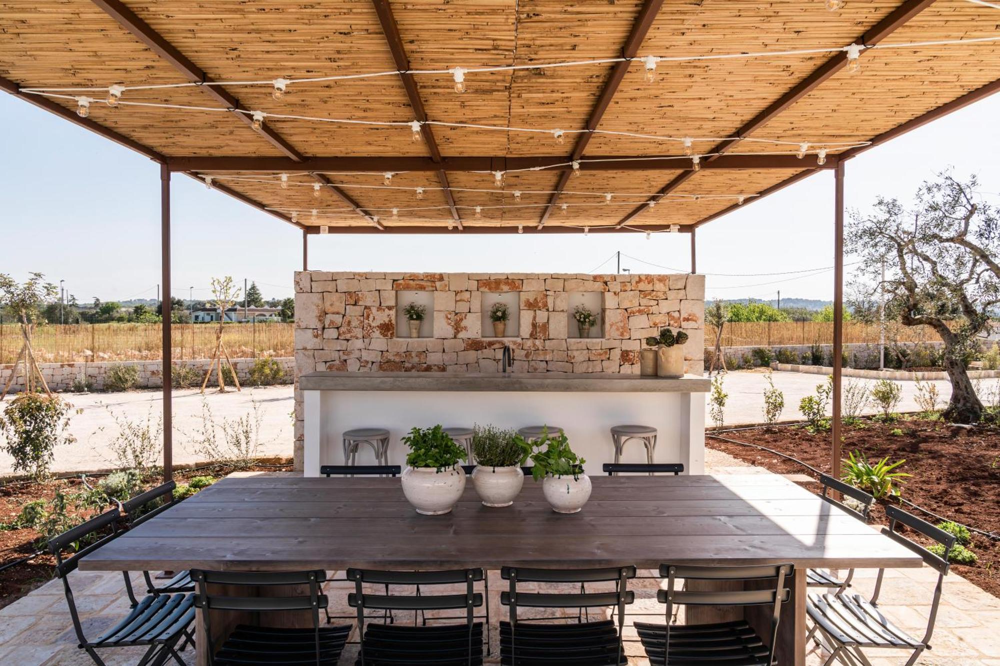 Trullo Jale - Boutique Apartments Остуни Екстериор снимка