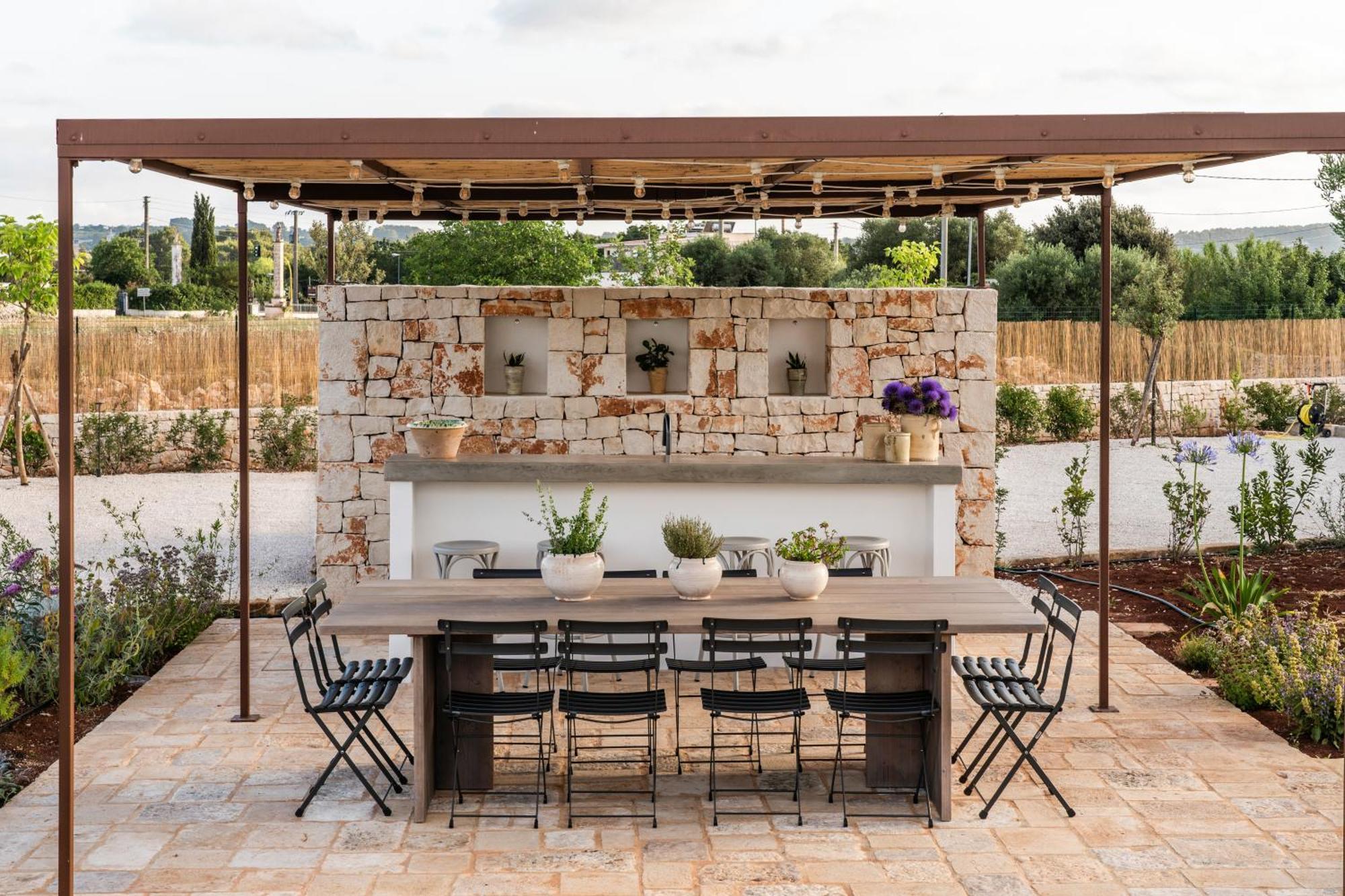 Trullo Jale - Boutique Apartments Остуни Екстериор снимка